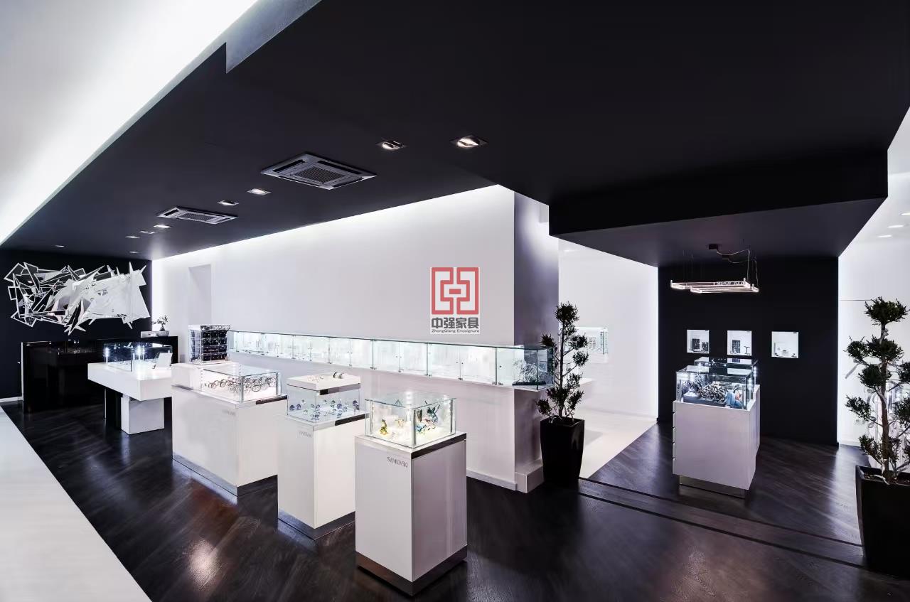 施華洛世奇展柜定制中強展柜